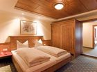 фото отеля Chalet Tschallener Pension