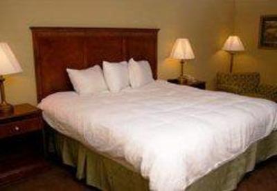 фото отеля Ramada Brewton Hotel