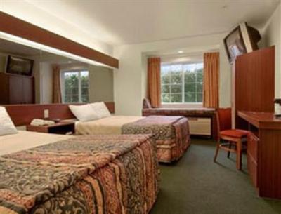 фото отеля Baymont Inn & Suites Northwood