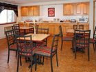фото отеля Econo Lodge On the Bay
