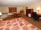 фото отеля Econo Lodge On the Bay