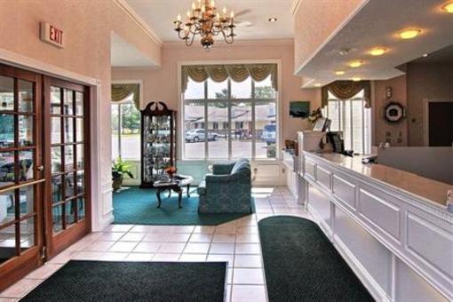 фото отеля BEST WESTERN Harbor Springs