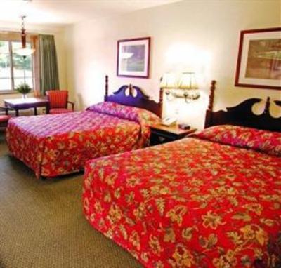 фото отеля BEST WESTERN Harbor Springs