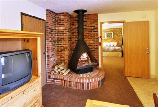 фото отеля BEST WESTERN Harbor Springs