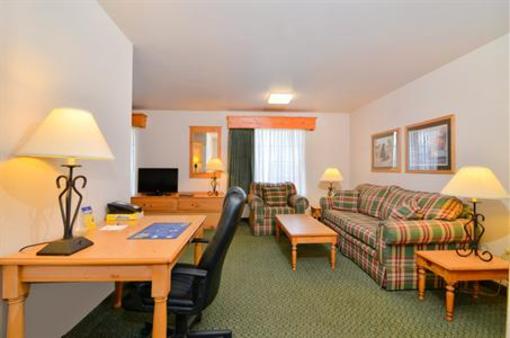 фото отеля BEST WESTERN Yellowstone Crossing
