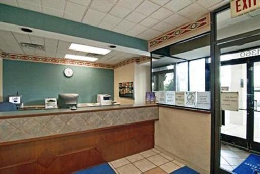 фото отеля Americas Best Value Inn & Suites - Memphis Graceland