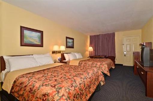 фото отеля Best Western Gun Barrel City Inn