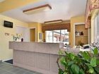 фото отеля Best Western Gun Barrel City Inn