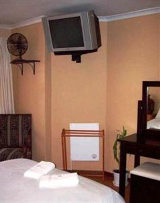 фото отеля Saltycrax Backpackers Surflodge