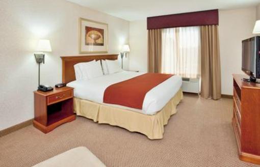 фото отеля Holiday Inn Express Highland