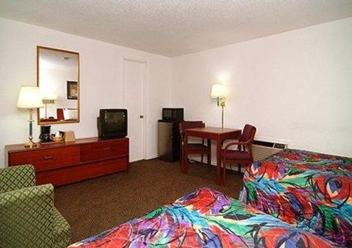 фото отеля Rodeway Inn & Suites Sheridan