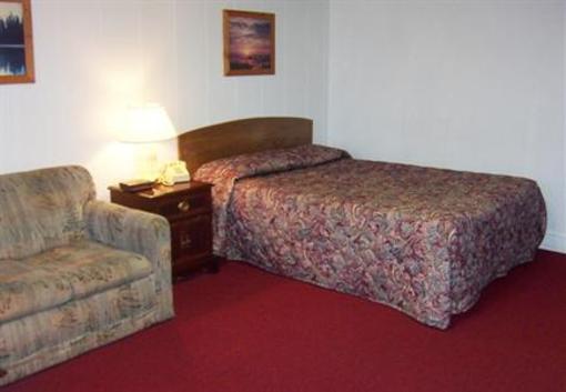 фото отеля Lancaster Motor Inn (New Hampshire)