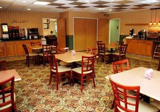 фото отеля Comfort Inn And Suites Paw Paw