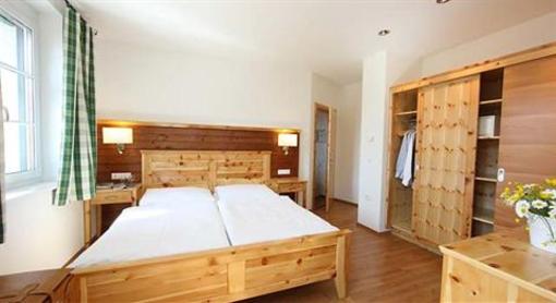 фото отеля Komfort Appartements Zirbenland