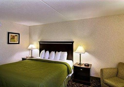фото отеля Quality & Suites Mansfield (Ohio)