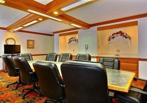 фото отеля Quality & Suites Mansfield (Ohio)