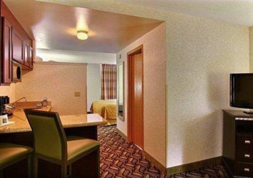 фото отеля Quality & Suites Mansfield (Ohio)