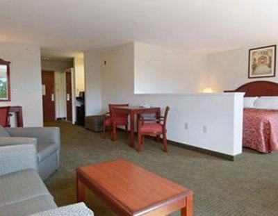фото отеля Days Inn & Suites Laurel