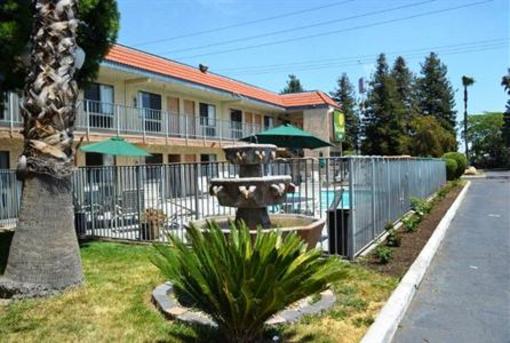 фото отеля Vagabond Inn Fresno