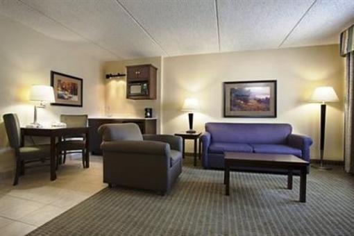 фото отеля Holiday Inn Express Suites Wheat Ridge