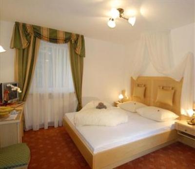 фото отеля Mondschein Hotel Deutschnofen
