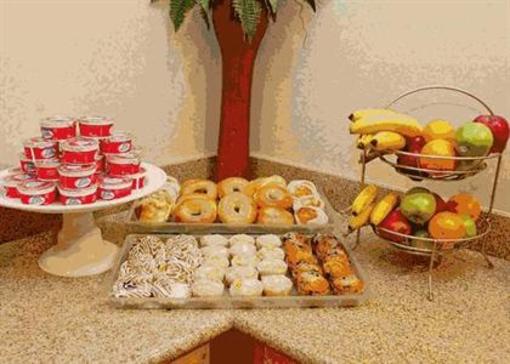 фото отеля Days Inn and Suites Tempe