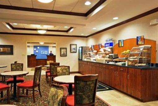 фото отеля Holiday Inn Express Hotel & Suites Harriman