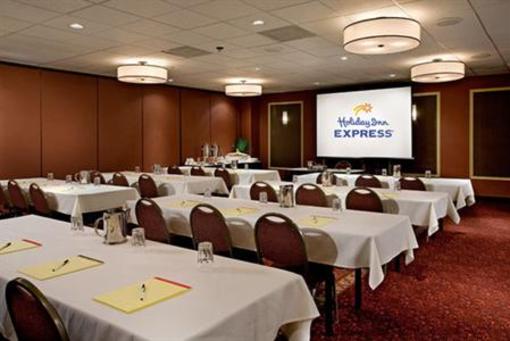 фото отеля Holiday Inn Express Chicago Palatine