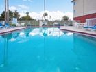 фото отеля Holiday Inn Express Orlando Airport