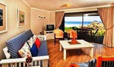 фото отеля Arch Rock Seaside Accommodation