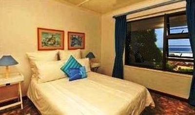 фото отеля Arch Rock Seaside Accommodation