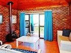фото отеля Arch Rock Seaside Accommodation