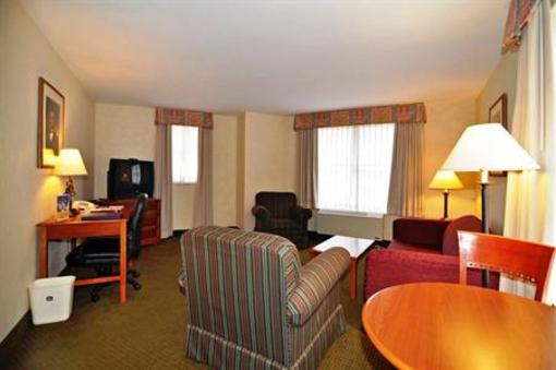 фото отеля BEST WESTERN Georgetown Hotel & Suites