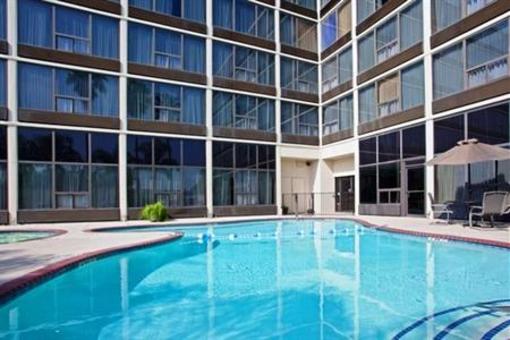 фото отеля Holiday Inn Houston Hobby Airport