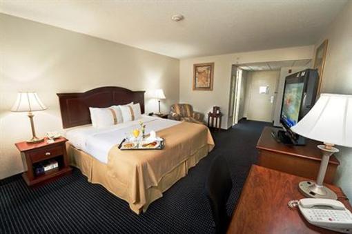 фото отеля Holiday Inn Houston Hobby Airport