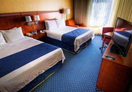 фото отеля Courtyard Memphis Germantown