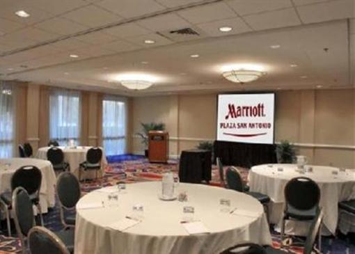 фото отеля Marriott Plaza San Antonio