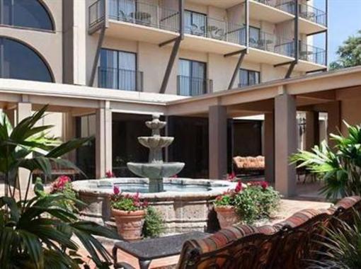 фото отеля Marriott Plaza San Antonio