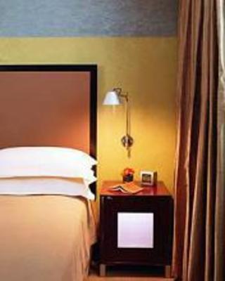 фото отеля Sunset Marquis