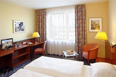 фото отеля Ramada Hotel Europa Hannover