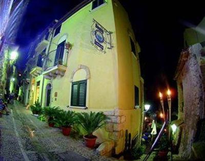 фото отеля Le Piccole Grotte Bed & Breakfast Scilla