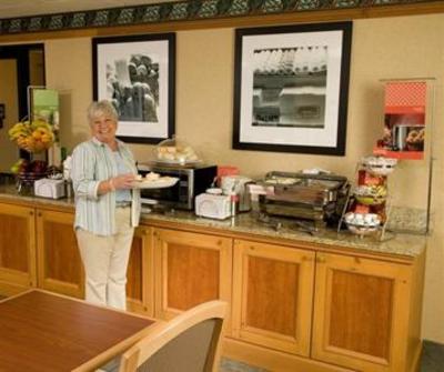 фото отеля Hampton Inn Pittsburgh/Cranberry