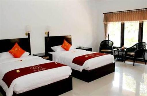 фото отеля Puri Saron Baruna Beach Hotel Bali