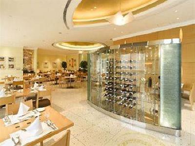фото отеля Metropark Hotel Causeway Bay Hong Kong