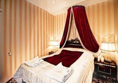 фото отеля Royal City Grand Hotel