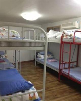 фото отеля Backpackers Inside