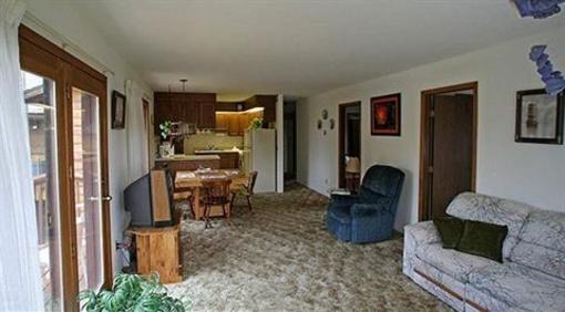 фото отеля Kenai River Hideaway Bed & Breakfast