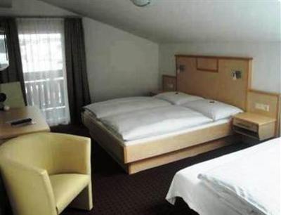 фото отеля Pension Dorfplatzl