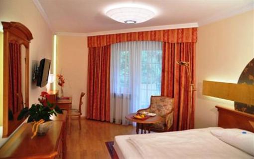 фото отеля Kur & Thermenhotel