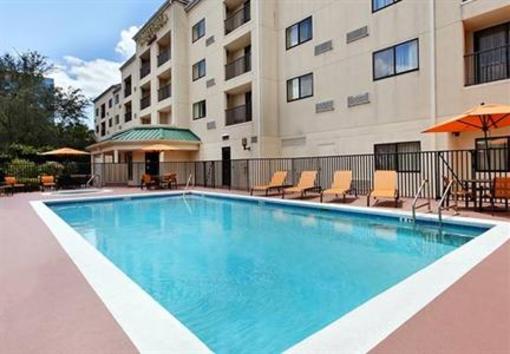 фото отеля Courtyard Orlando Altamonte Springs Maitland